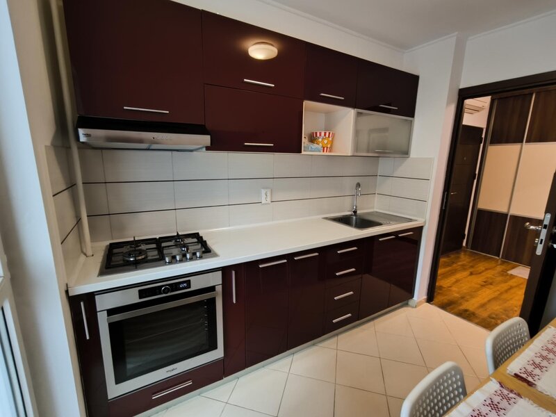 Drumul Taberei, apartament 3 camere, decomandat. 2 bai, contract ANAF